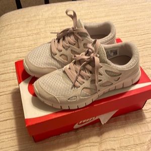 Womens Nike free run